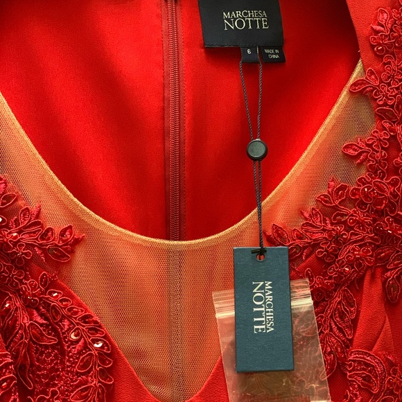 NWT - MARCHESA NOTTE GOWN - Picture 3 of 5